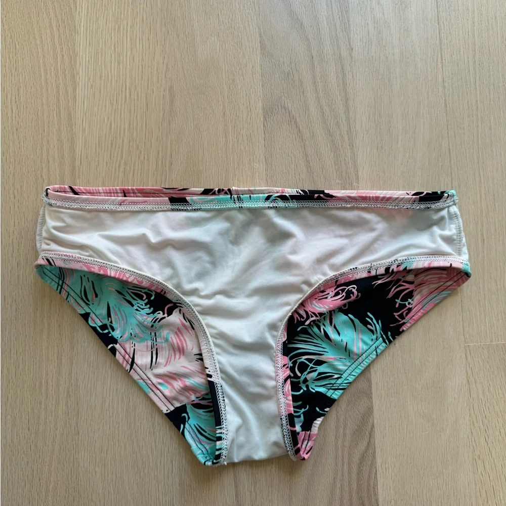 Kate‎ Spade Palm Print Harbour Island Bikini Set: Top is LARGE, Bottom is SMALL